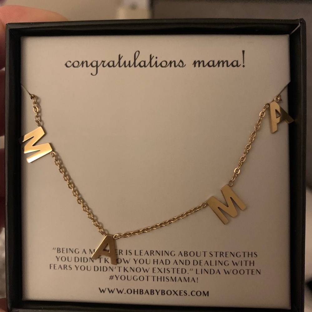 MAMA necklace